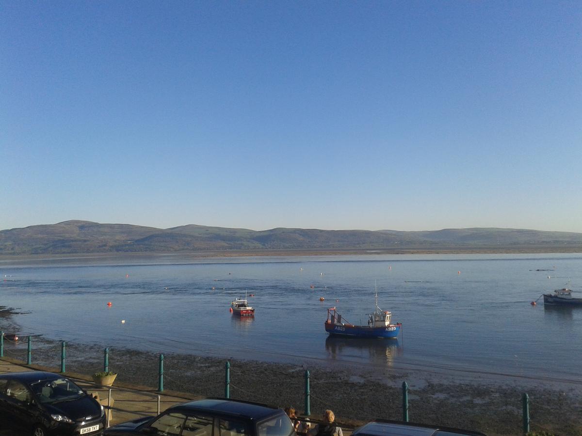 The Britannia Coaching Inn Aberdyfi Kültér fotó